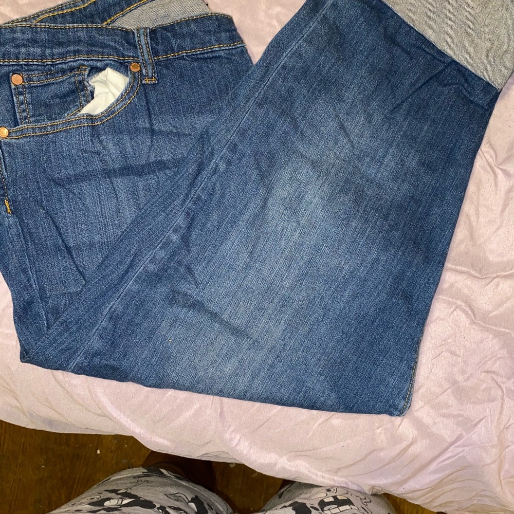 Women’s Capris